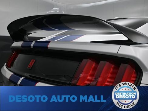 Used 2017 Ford Mustang Shelby GT350R w/ GT350R Equipment Group 920A RWD image 15