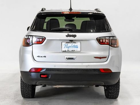 Certified 2025 Jeep Compass Trailhawk AWD/4WD image 31