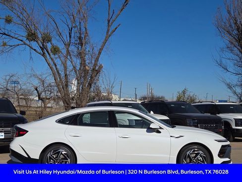 New 2026 Hyundai Sonata SEL image 3