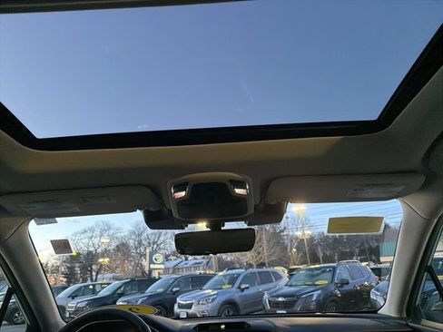 Used 2023 Subaru Outback Limited image 27