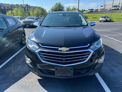 Used 2020 Chevrolet Equinox Premier FWD image 3