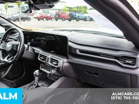 Used 2025 Ford Mustang Premium RWD image 21