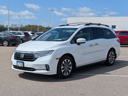 Used 2021 Honda Odyssey EX-L image 2