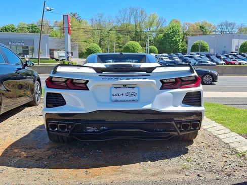 Used 2023 Chevrolet Corvette Stingray Preferred Conv w/ Stealth Interior Trim Package RWD image 4