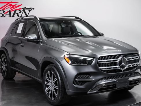 Used 2025 Mercedes-Benz GLE 450e 4MATIC w/ Driver Assistance Package image 7