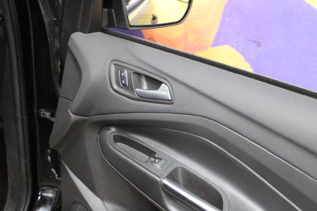 Used 2017 Ford Escape SE AWD/4WD image 11
