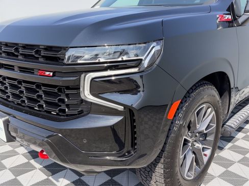 Certified 2024 Chevrolet Suburban Z71 w/ Off-Road Capability Package AWD/4WD image 12