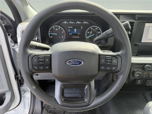 New 2026 Ford F550 4x4 Regular Cab Super Duty image 11