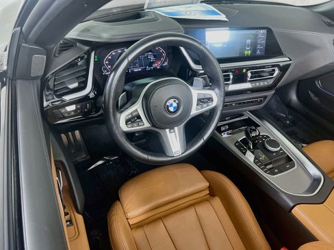 Used 2022 BMW Z4 M40i w/ Premium Package RWD image 22