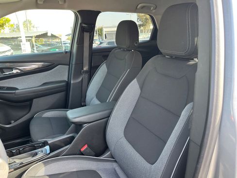 Used 2025 Chevrolet TrailBlazer LT image 36