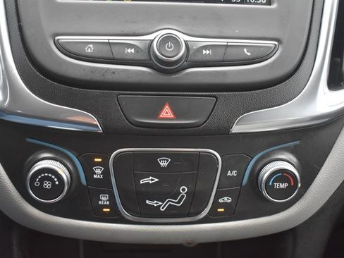 Used 2019 Chevrolet Equinox LS w/ LS Convenience Package image 26