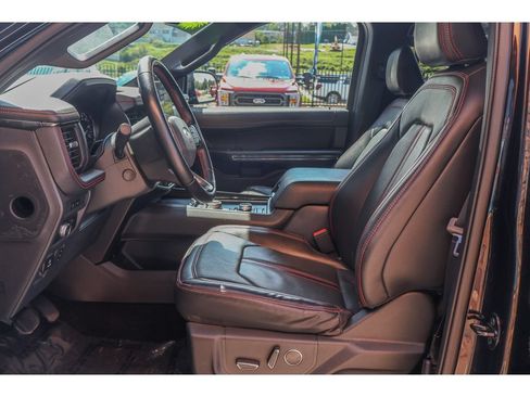 Used 2022 Ford Expedition Max Limited AWD/4WD image 9