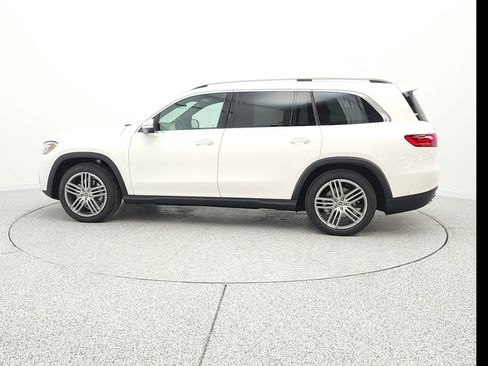 Certified 2025 Mercedes-Benz GLS 450 4MATIC image 8