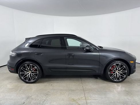 Certified 2023 Porsche Macan S AWD/4WD image 8