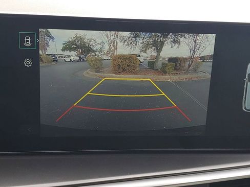 New 2026 Kia Sorento S w/ S Panoramic Sunroof Package FWD image 17
