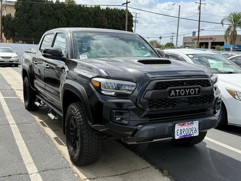 Used 2020 Toyota Tacoma TRD Pro AWD/4WD image 1