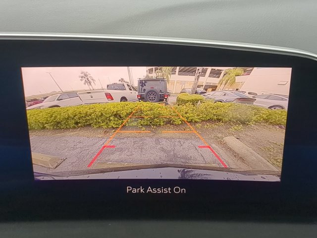 Used 2024 Cadillac XT4 Sport FWD image 24