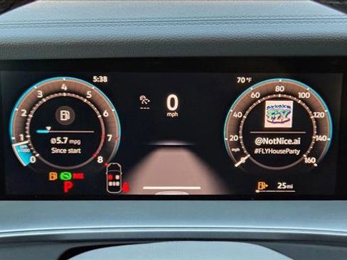 New 2026 Volkswagen Tiguan SE R-Line image 11