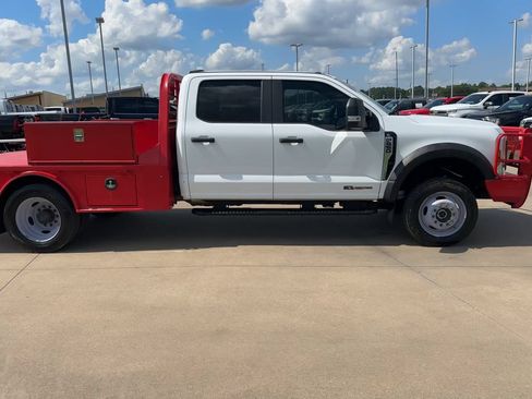 Used 2024 Ford F550 4x4 Crew Cab Super Duty image 6