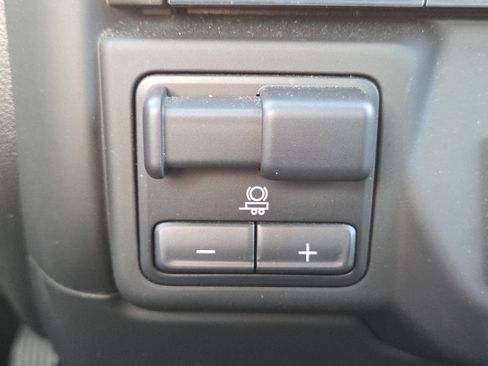 Used 2023 GMC Sierra 2500 Pro w/ Gooseneck/5TH Wheel Package image 7