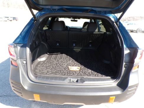 Used 2023 Subaru Outback Wilderness AWD/4WD image 8