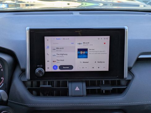 Used 2023 Toyota RAV4 XLE image 23