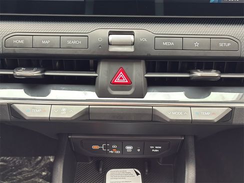 New 2025 Kia K4 GT-Line image 22