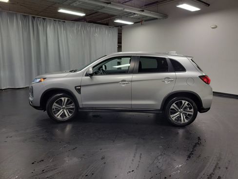 Used 2024 Mitsubishi Outlander Sport ES AWD/4WD image 5