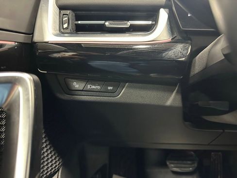 Used 2025 BMW X1 xDrive28i image 17