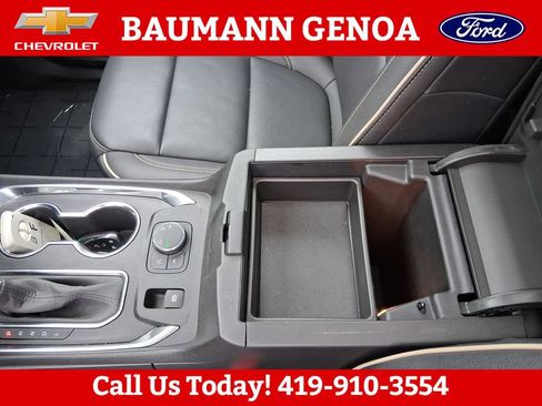 Used 2023 Chevrolet Traverse Premier w/ LPO, Floor Liner Package AWD/4WD image 25