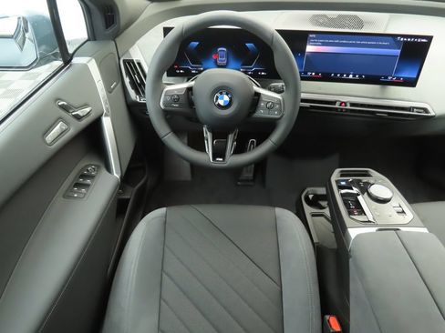 Used 2026 BMW iX xDrive45 w/ M Sport Package AWD/4WD image 11