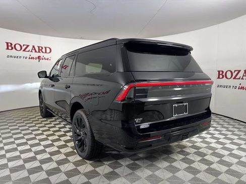 New 2025 Lincoln Navigator L Reserve w/ Jet Appearance Package image 5