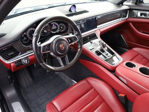 Used 2018 Porsche Panamera 4S image 10