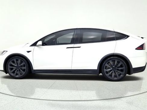 Used 2024 Tesla Model X AWD/4WD image 5