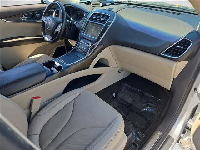 Used 2020 Lincoln Nautilus Reserve FWD image 21