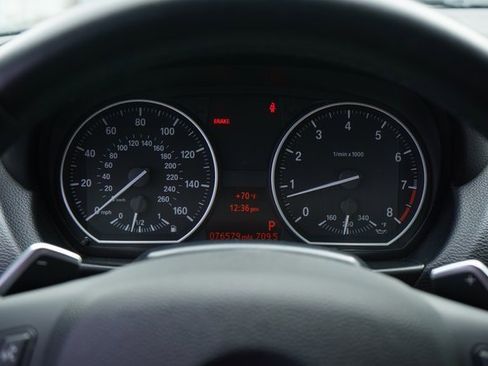 Used 2012 BMW 135i Convertible image 27