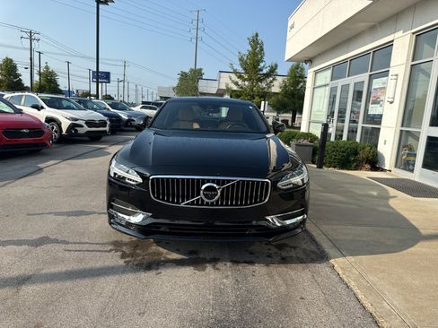 Used 2017 Volvo S90 T6 Inscription w/ Vision Package AWD/4WD image 8