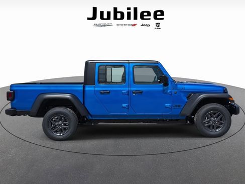 New 2026 Jeep Gladiator Sport AWD/4WD image 34