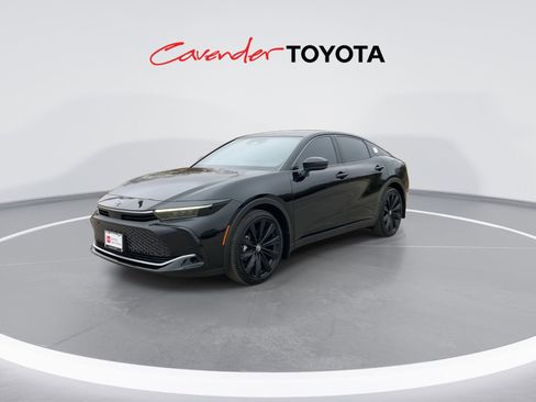 Certified 2026 Toyota Crown Nightshade image 4