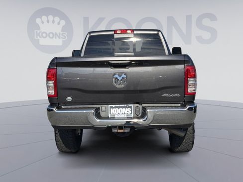 Used 2024 RAM 2500 Tradesman w/ Chrome Appearance Group image 5