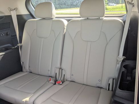 Used 2024 Kia Sorento S w/ Panoramic Sunroof Package FWD image 35