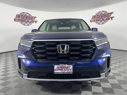 Used 2025 Honda Pilot EX-L image 2