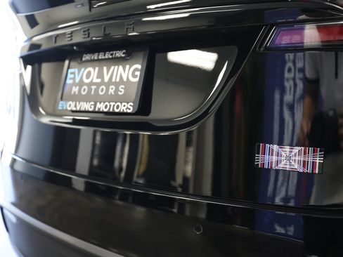 Used 2022 Tesla Model X Plaid AWD/4WD image 15