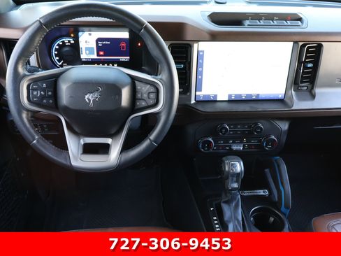 Used 2022 Ford Bronco Outer Banks image 14
