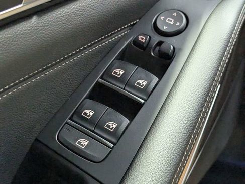 Used 2022 BMW X5 sDrive40i w/ M Sport Package RWD image 19