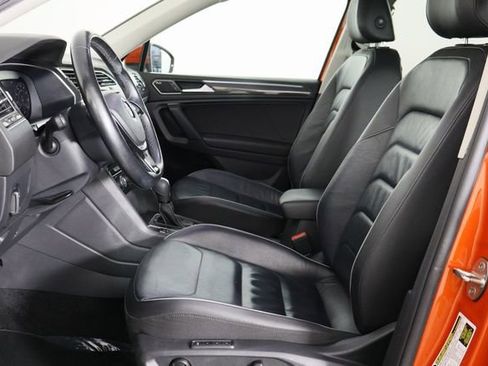 Used 2019 Volkswagen Tiguan SEL Premium image 15
