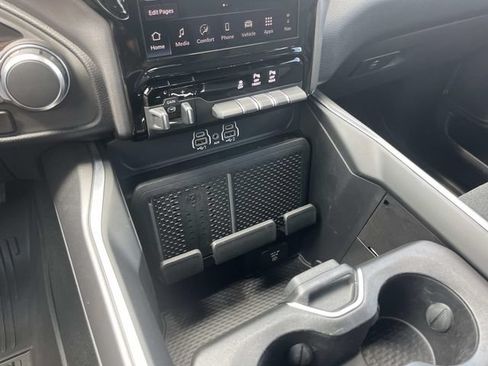 Certified 2026 RAM 1500 Big Horn AWD/4WD image 31