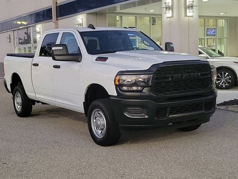 Used 2024 RAM 2500 Tradesman image 9