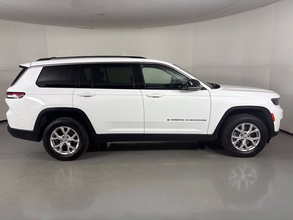 Used 2022 Jeep Grand Cherokee L Limited w/ Trailer Tow Group (B) AWD/4WD image 9