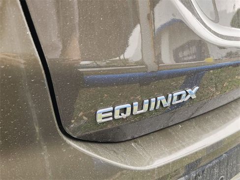 Used 2023 Chevrolet Equinox LT image 9